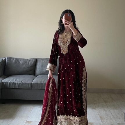 Velvet Suit With Dupatta